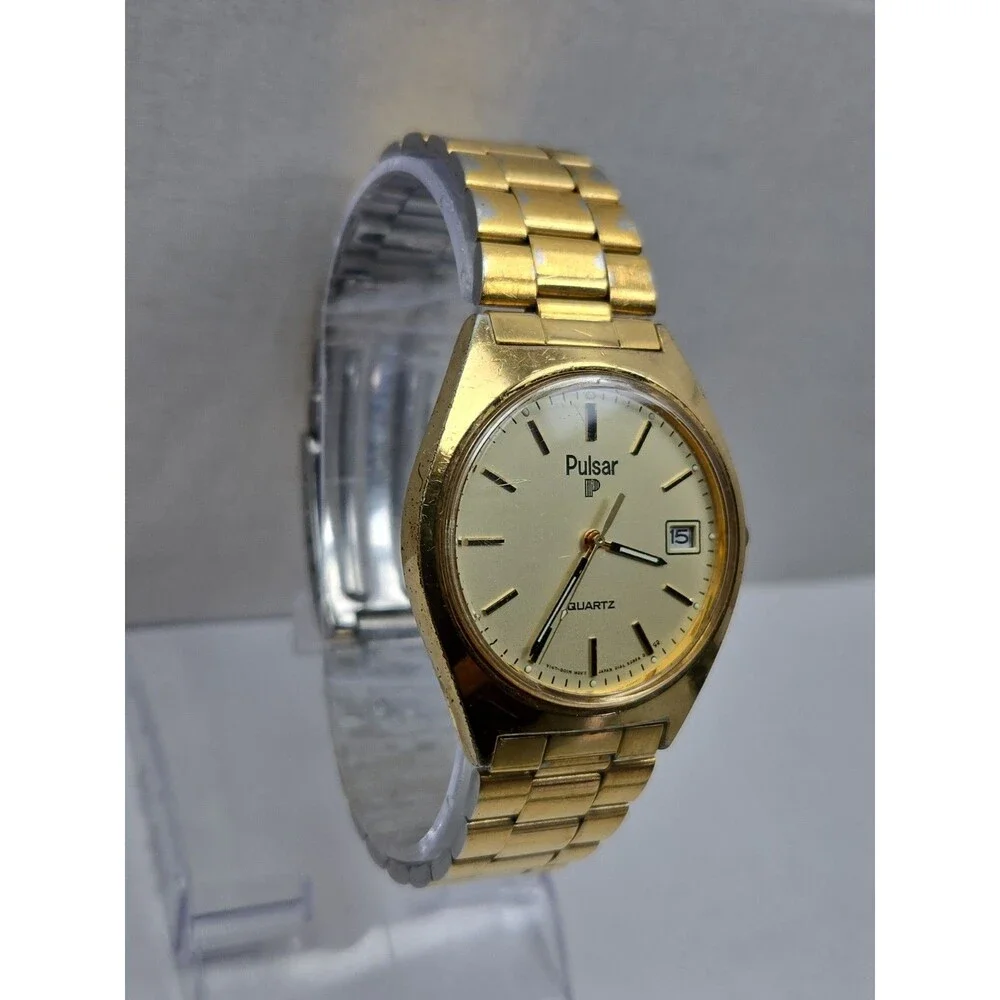 Vintage Pulsar by Seiko Y147 8049 Mens Gold Tone Date Quartz Watch New Battery